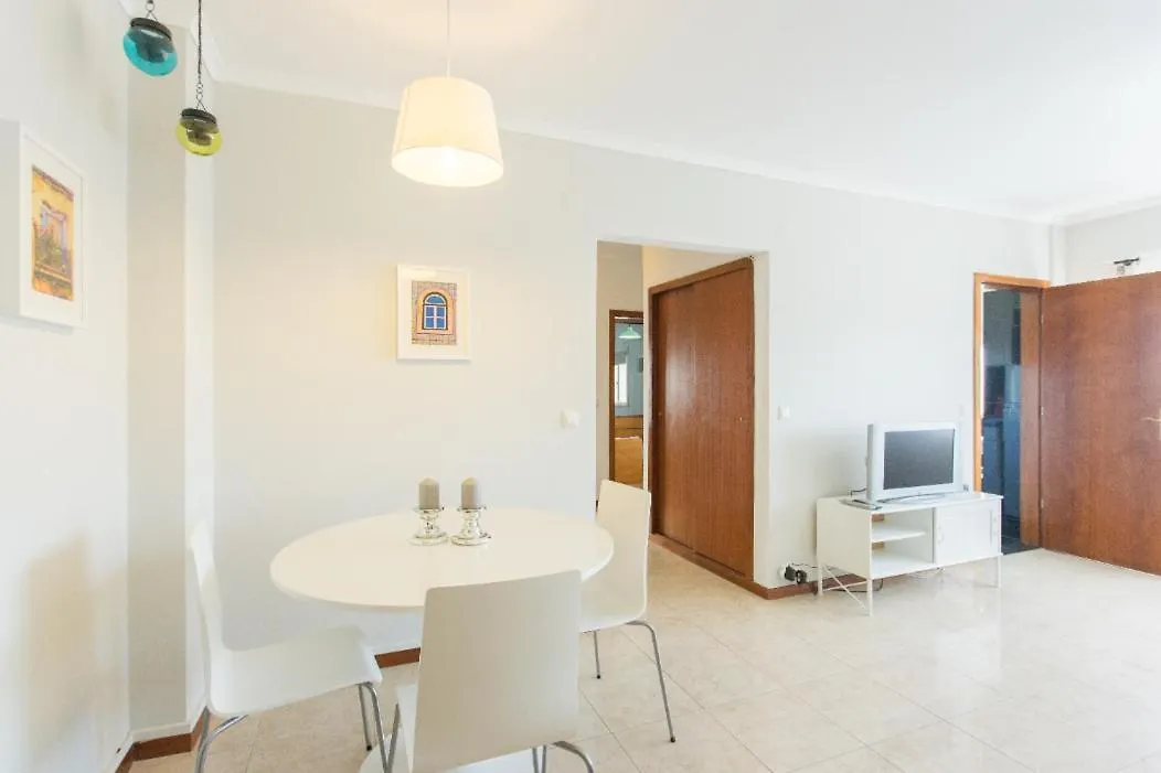 Vista Rio Apartment Lisbon 0*,